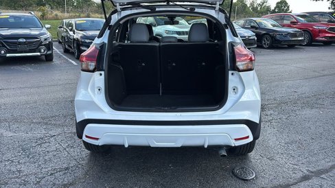 Used 2021 Nissan Kicks SR w/ SR Premium Package image 32