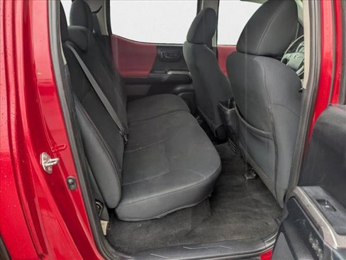 Used 2017 Toyota Tacoma SR5 image 15