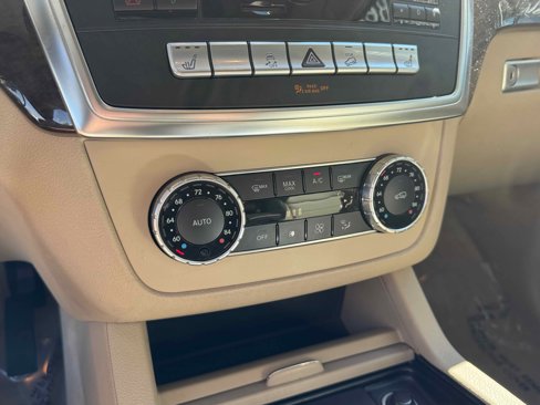Used 2014 Mercedes-Benz ML 350 4MATIC image 22
