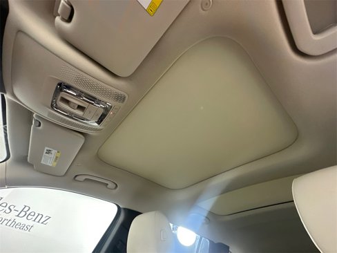 Certified 2023 Mercedes-Benz GLB 250 image 34