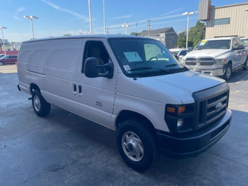 Used 2013 Ford E-250 and Econoline 250 Extended w/ Commercial Cargo Van Pkg image 4