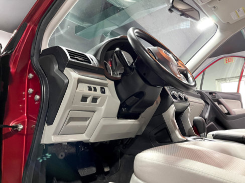 Used 2014 Subaru Forester 2.5i image 19