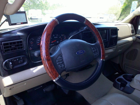 Used 2005 Ford Excursion Limited image 11
