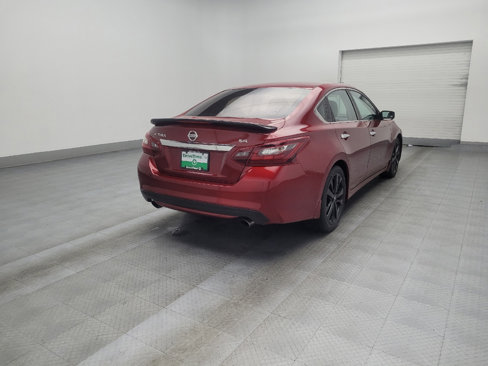 Used 2017 Nissan Altima 2.5 SR w/ Midnight Edition Package image 9