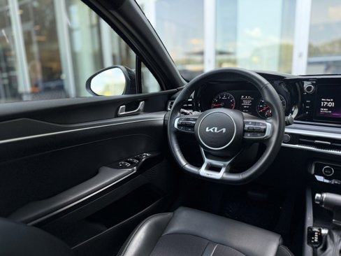 Used 2024 Kia K5 GT-Line image 16