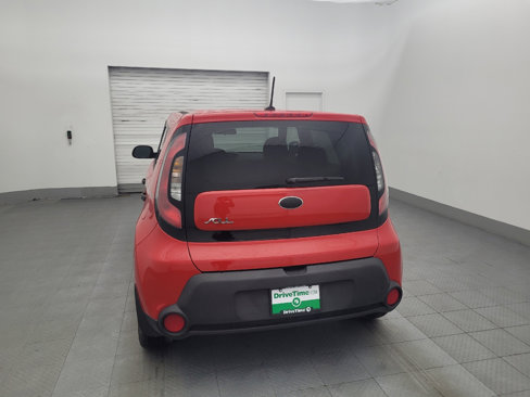 Used 2015 Kia Soul + image 6