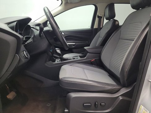 Used 2019 Ford Escape SE image 17