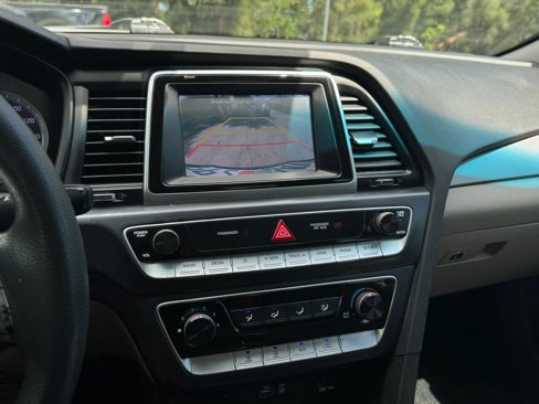 Used 2018 Hyundai Sonata SE image 18