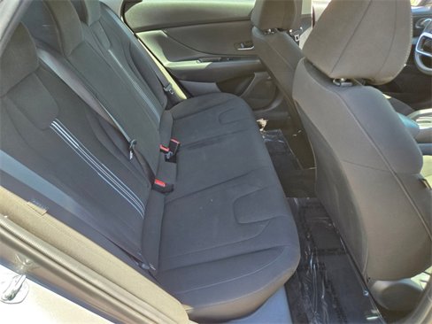 Used 2024 Hyundai Elantra SEL image 19