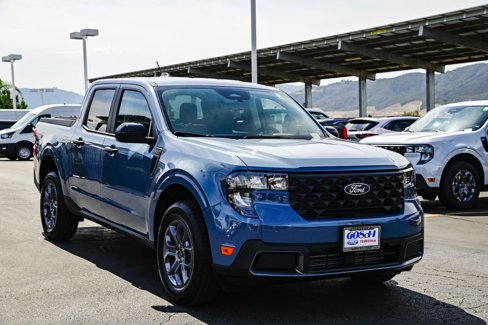 New 2025 Ford Maverick XLT image 3