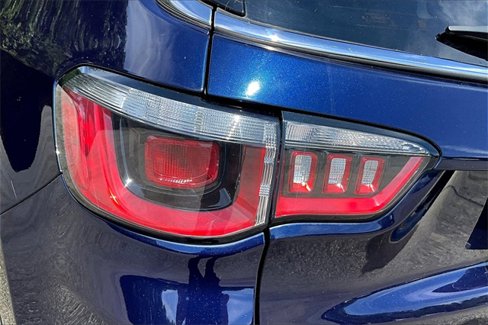 Used 2018 Jeep Compass Latitude image 22