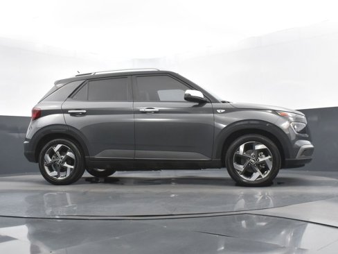 Certified 2024 Hyundai Venue Limited image 22