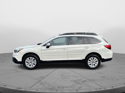 Used 2017 Subaru Outback 2.5i Premium image 38