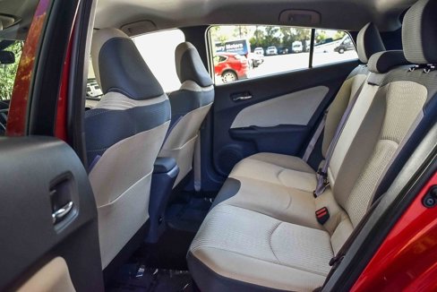 Used 2016 Toyota Prius Four image 17