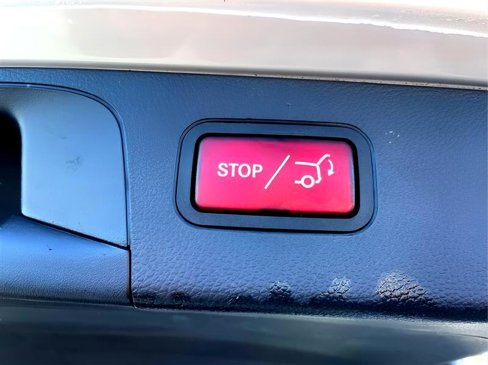 Used 2019 Mercedes-Benz GLC 300 image 10