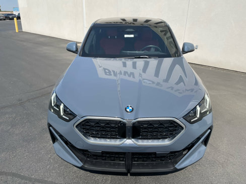 Used 2025 BMW X2 xDrive28i w/ Premium Package image 2