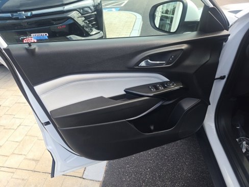 Used 2024 Chevrolet Trax LT image 10