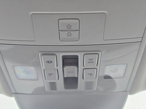 New 2025 Volkswagen Taos SE image 37