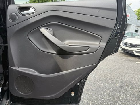 Used 2016 Ford Escape Titanium image 35