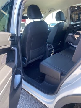 Certified 2020 Volkswagen Tiguan SE image 8