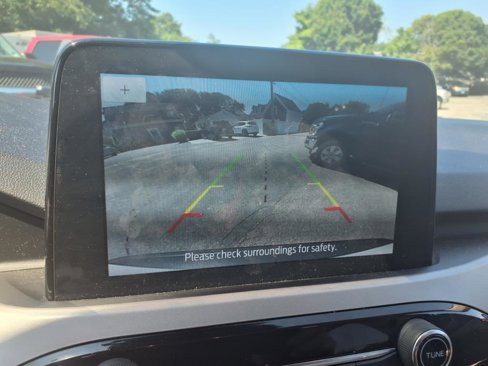 Used 2020 Ford Escape SE Sport image 16