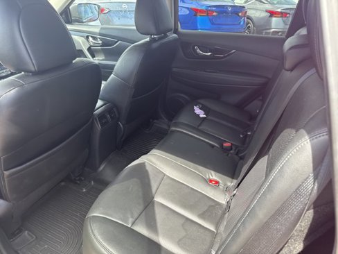 Used 2019 Nissan Rogue SL image 15