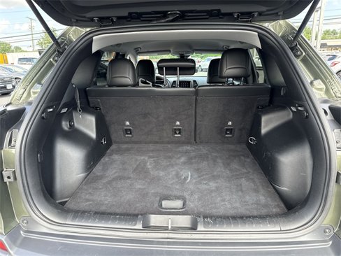 Used 2021 Jeep Cherokee Trailhawk image 25