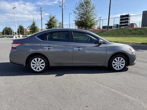 Used 2015 Nissan Sentra S image 10