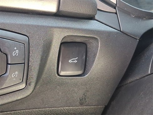 Used 2019 Ford Fusion SE w/ Equipment Group 151A image 28