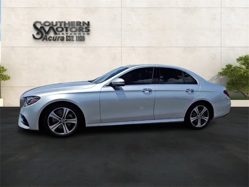 Used 2019 Mercedes-Benz E 300 image 18