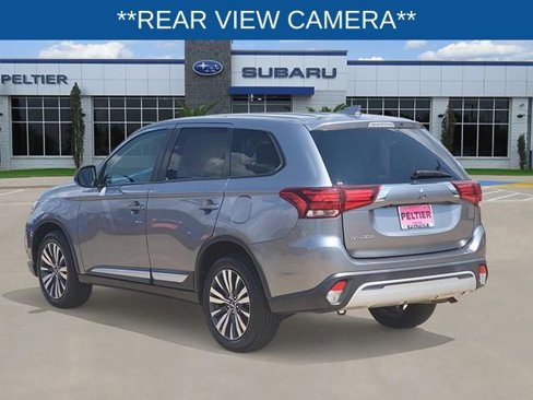 Used 2020 Mitsubishi Outlander SE image 4