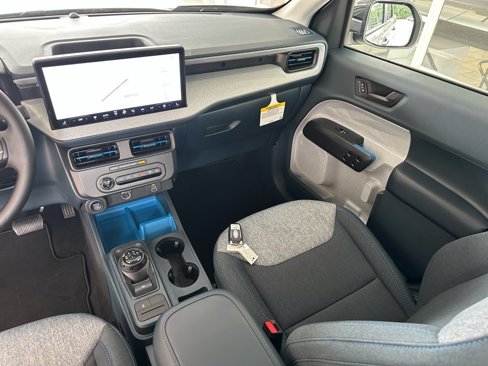 New 2025 Ford Maverick XLT w/ XLT Luxury Package image 29