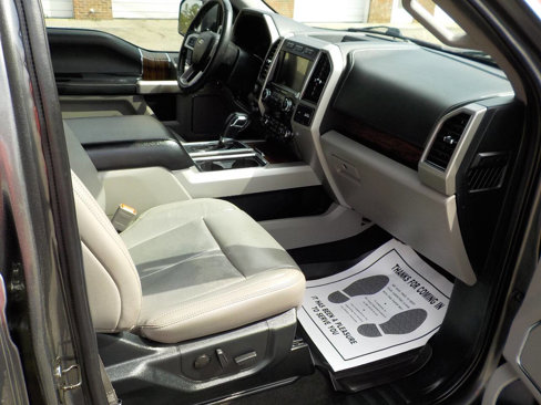 Used 2020 Ford F150 Lariat w/ Equipment Group 501A Mid image 25