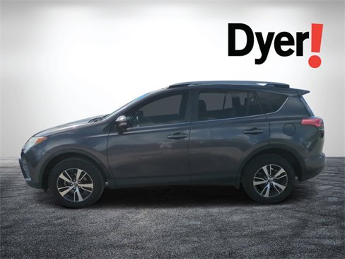 Used 2018 Toyota RAV4 XLE image 7