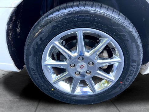 Used 2011 Cadillac DTS Luxury image 40