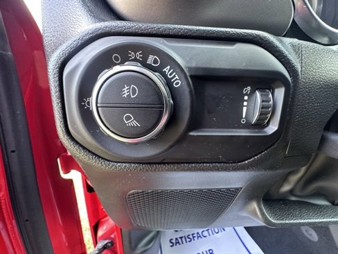 Certified 2023 Jeep Gladiator Sport image 17
