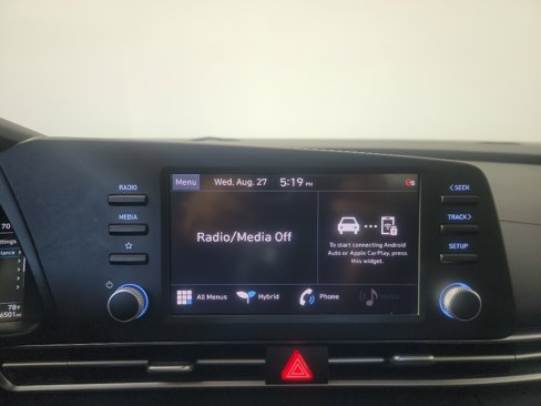 Used 2022 Hyundai Elantra Blue image 29
