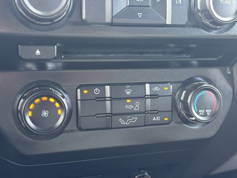 Used 2016 Ford F150 XLT image 6
