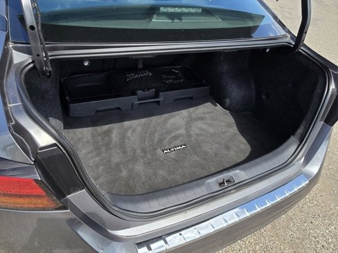 Used 2019 Nissan Altima 2.5 SR image 15