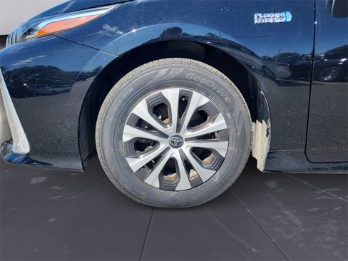 Used 2022 Toyota Prius Prime LE image 14