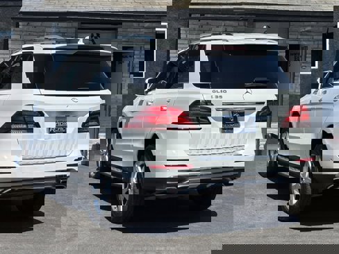 Used 2018 Mercedes-Benz GLE 350 w/ Premium 2 Package image 14