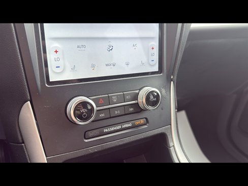 Used 2023 Ford Edge SEL image 19
