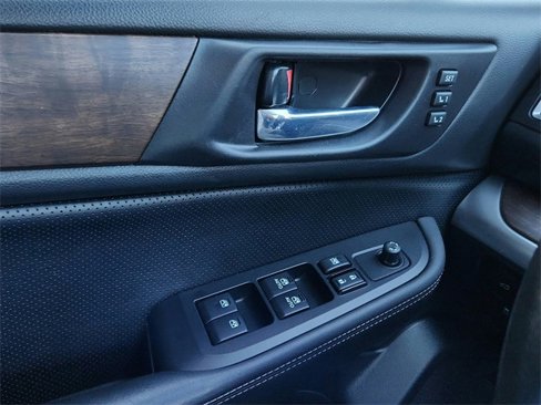 Used 2016 Subaru Outback 2.5i Limited image 21
