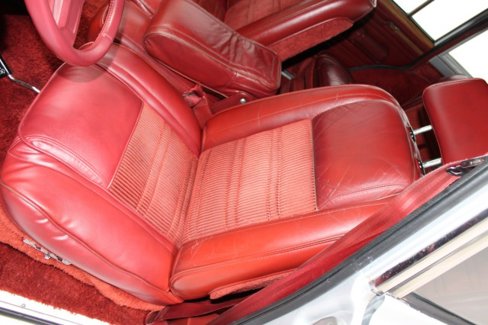 Used 1986 Jeep Grand Wagoneer image 18