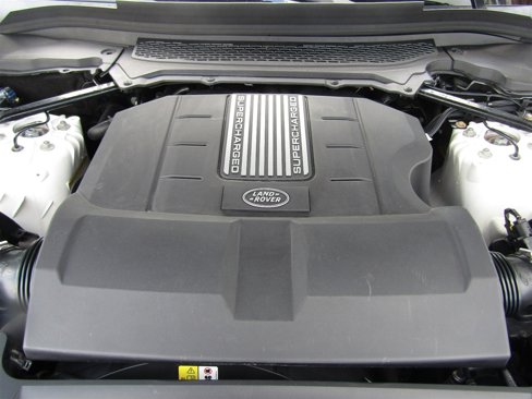 Used 2015 Land Rover Range Rover Sport HSE image 16