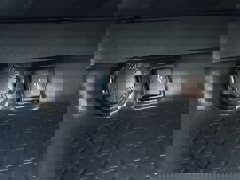 Used 2022 Toyota RAV4 LE image 19