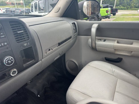 Used 2009 GMC Sierra 2500 W/T image 18
