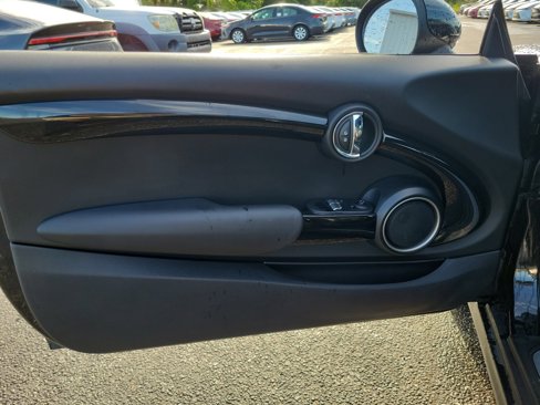 Used 2015 MINI Cooper S image 17