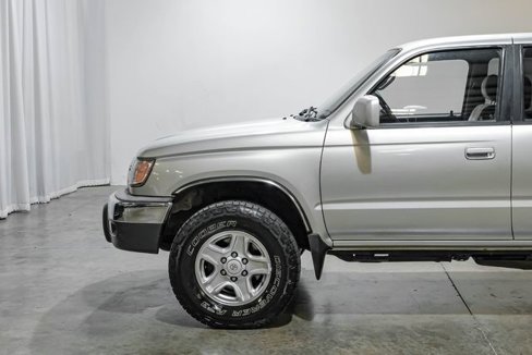 Used 2002 Toyota 4Runner SR5 image 14