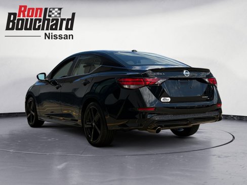 Certified 2023 Nissan Sentra SR w/ Midnight Edition Package image 4